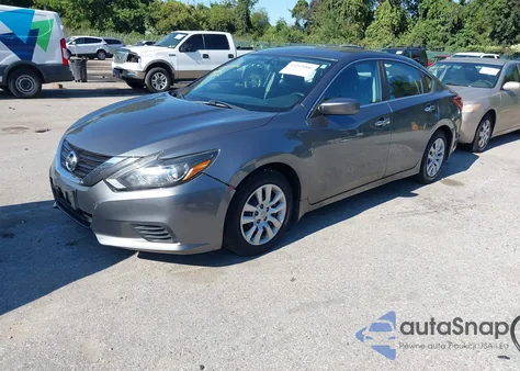 2018 Nissan Altima 2.5 S z USA, uszkodzony, nr VIN 1N4AL3AP0JC270618